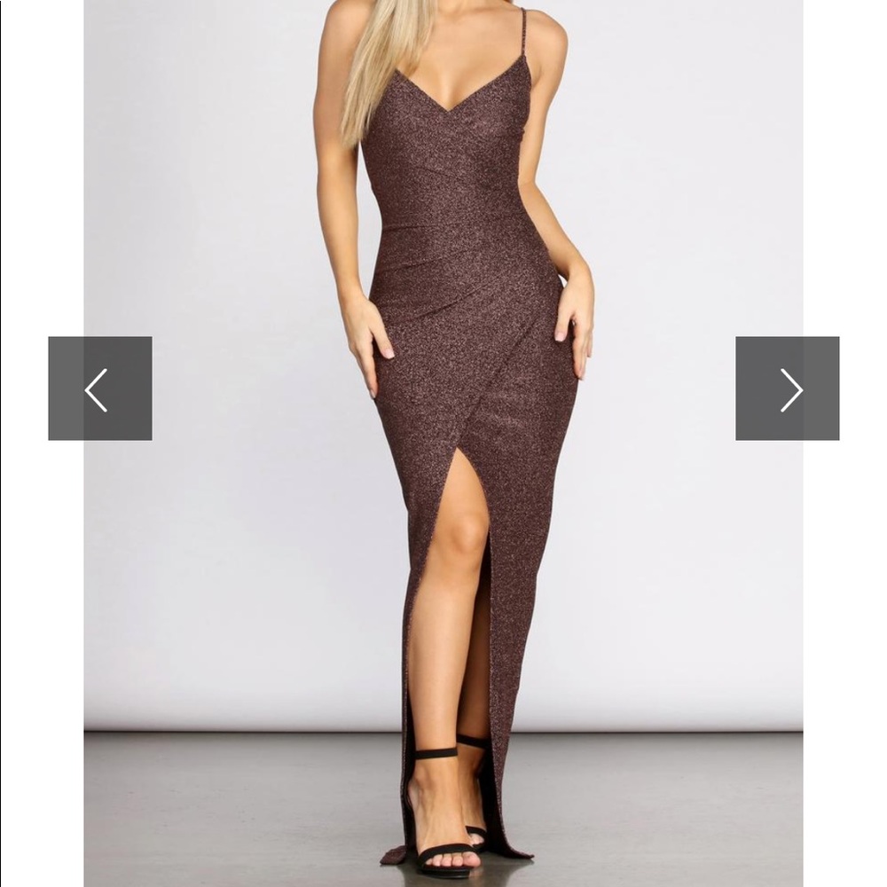 Windsor Kaitlin Long Glitter Evening Gown